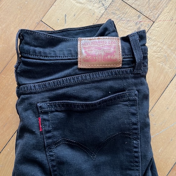 Levi’s  wedgie taper - Picture 3 of 4